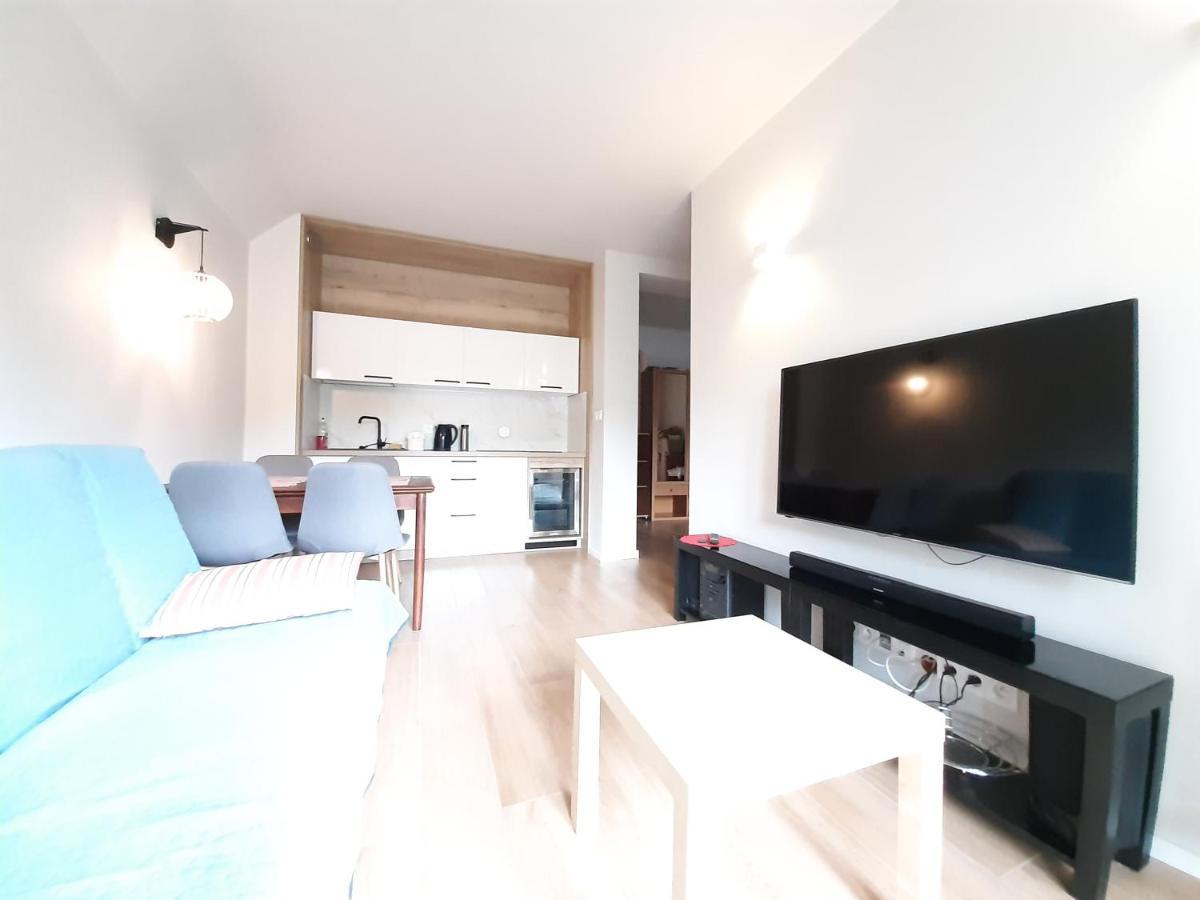 Apartment Gorska 54 Щирк Екстериор снимка
