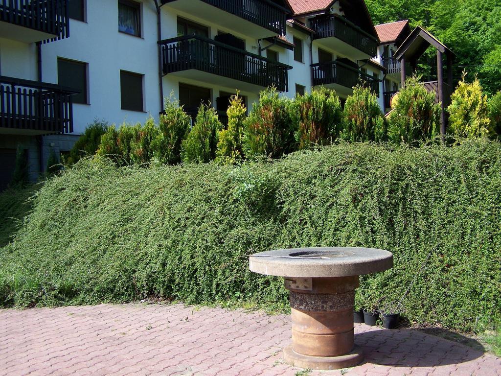 Apartment Gorska 54 Щирк Стая снимка