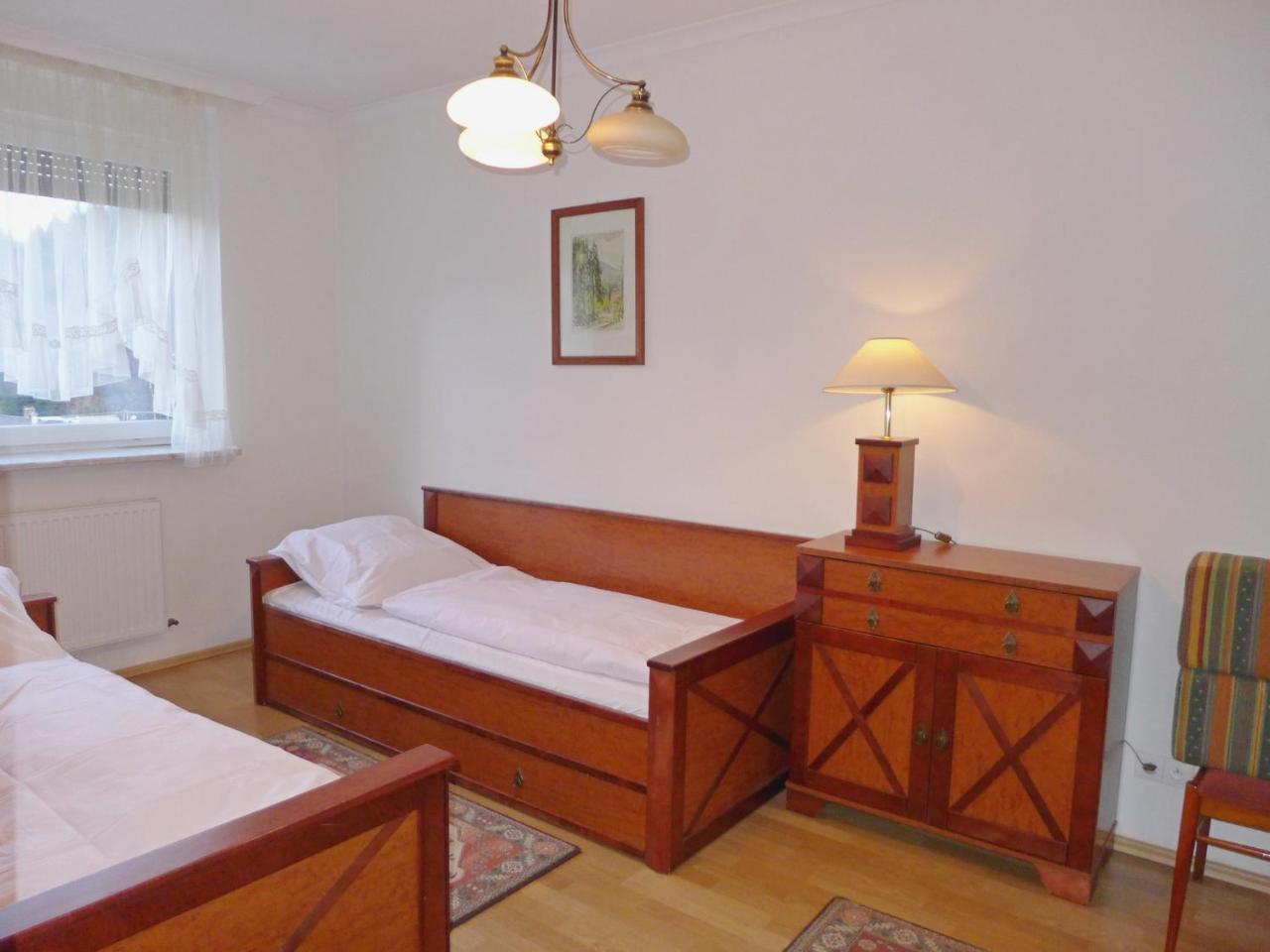 Apartment Gorska 54 Щирк Екстериор снимка